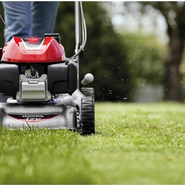 HRG 466 SK Premium Tondeuse monovitesse avec système de mulching sélectif Versamow