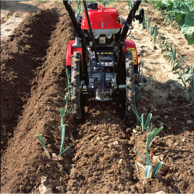 FF 500 Motoculteur équipés d'outils rotatifs